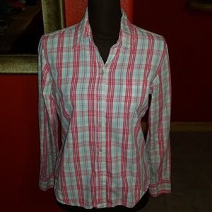 (3 for $15)Size M button down blouse